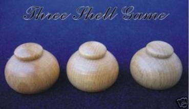 Das Nussschalenspiel (Nußschalenspiel, Nussschalen-Spiel)  - Shell Game -