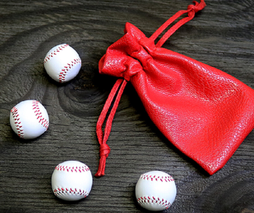 Becherspielbälle - Baseballs 4er Set weiß, ca. 2,5 cm