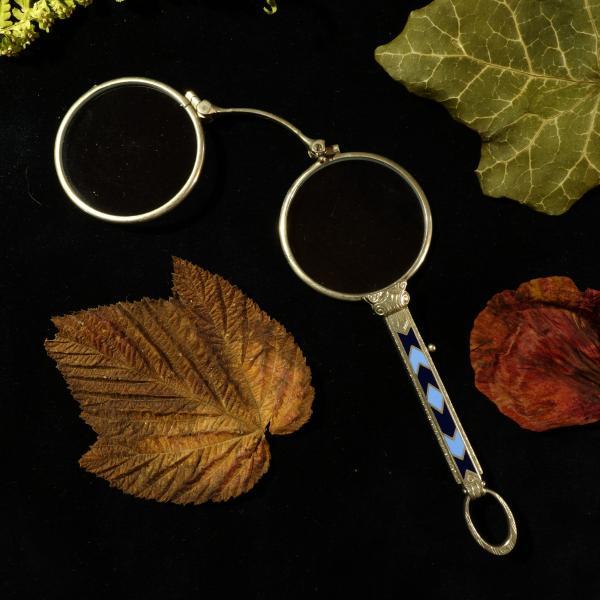 Die Lorgnette von Dorette - No. 04 - Hauchglas