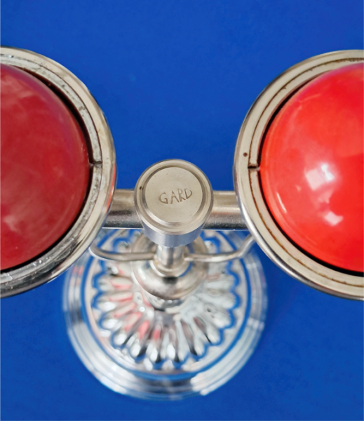 Billardball-Stativ – Modern Magic Studio GARD – seltenes Sammlerrequisit