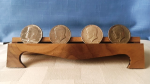 Coin Stand by Tony Karpinski (Münzständer)
